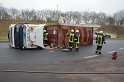 LKW umgestuerzt Niehler Hafen P002